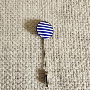 Men's Vintage Enamel Lapel pin from the 40's